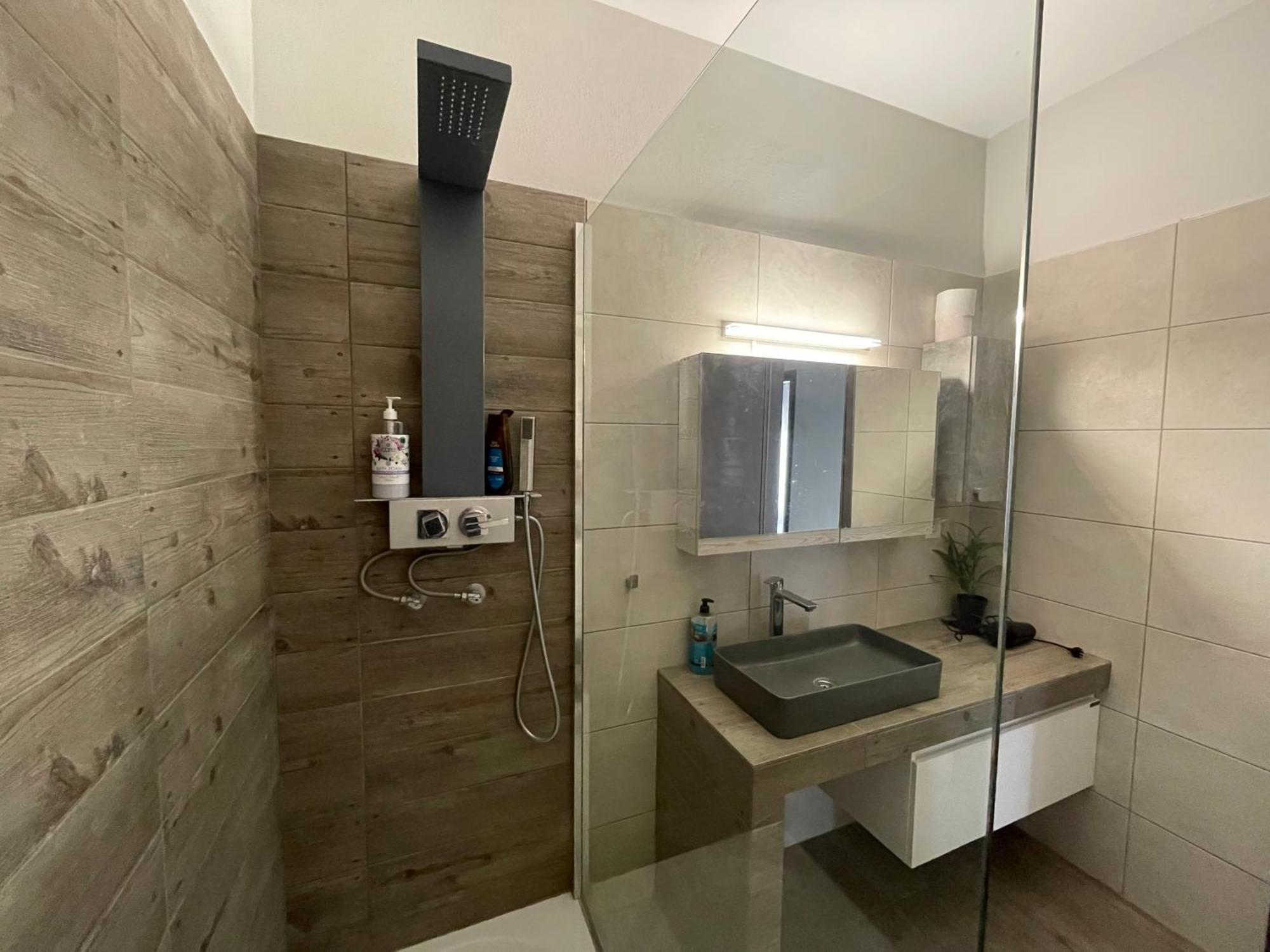 Luxurious 4Th Floor Apartment With Elevator Alexandroupoli Exterior photo