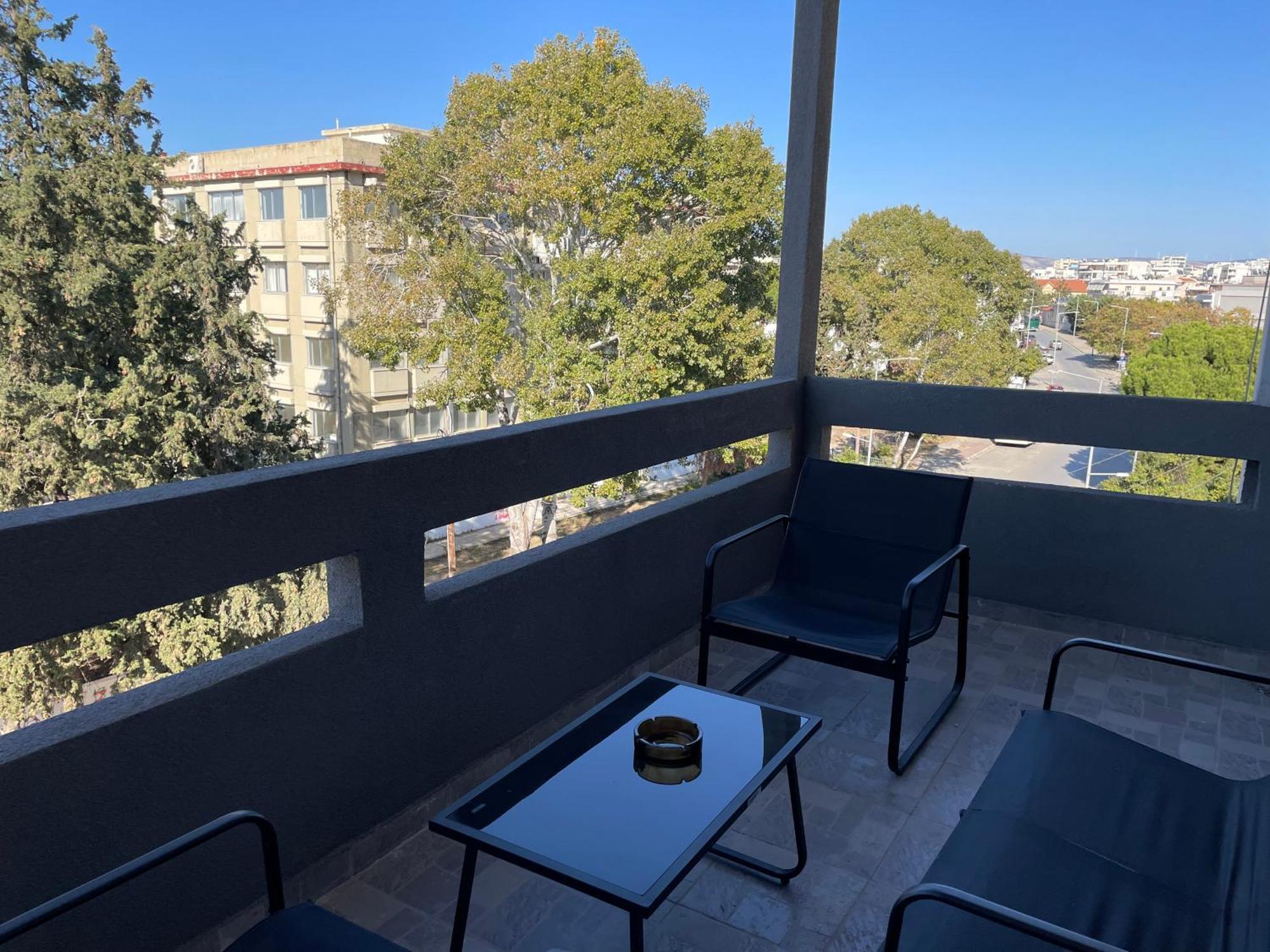 Luxurious 4Th Floor Apartment With Elevator Alexandroupoli Exterior photo